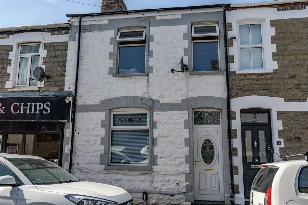 2 bed Mid Terraced House for rent in Porthceri. From Nina Estate Agents - Barry