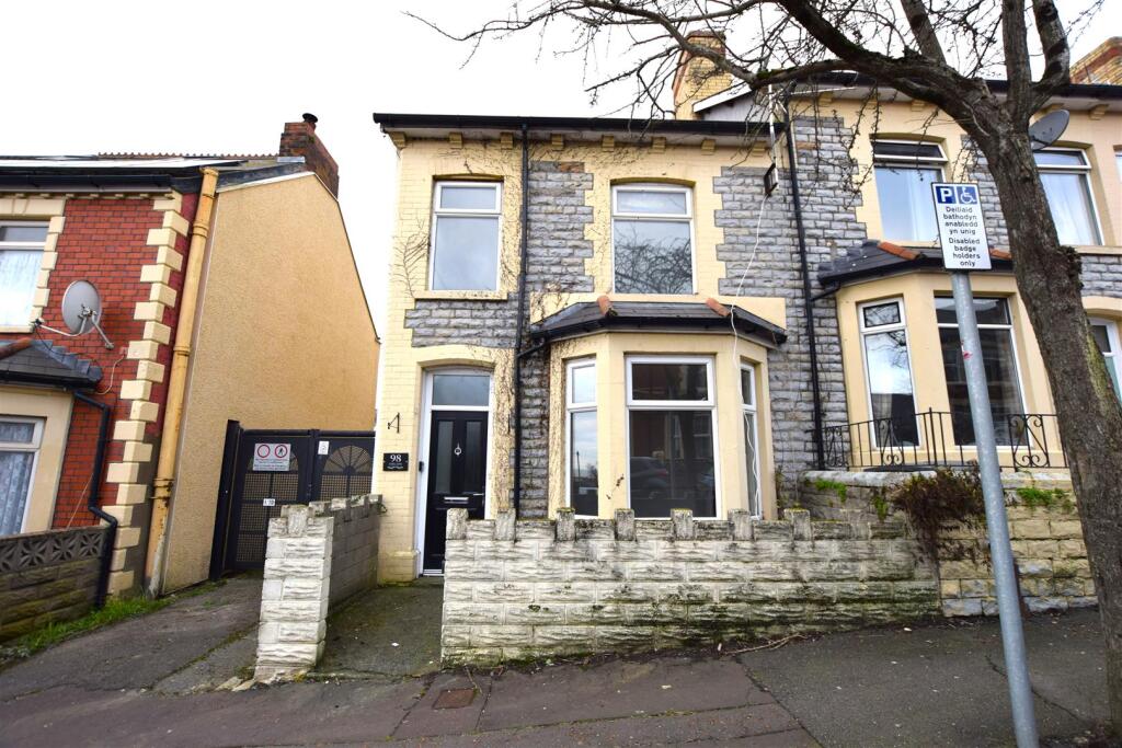 3 bed End of Terrace for rent in Barry. From Nina Estate Agents - Barry