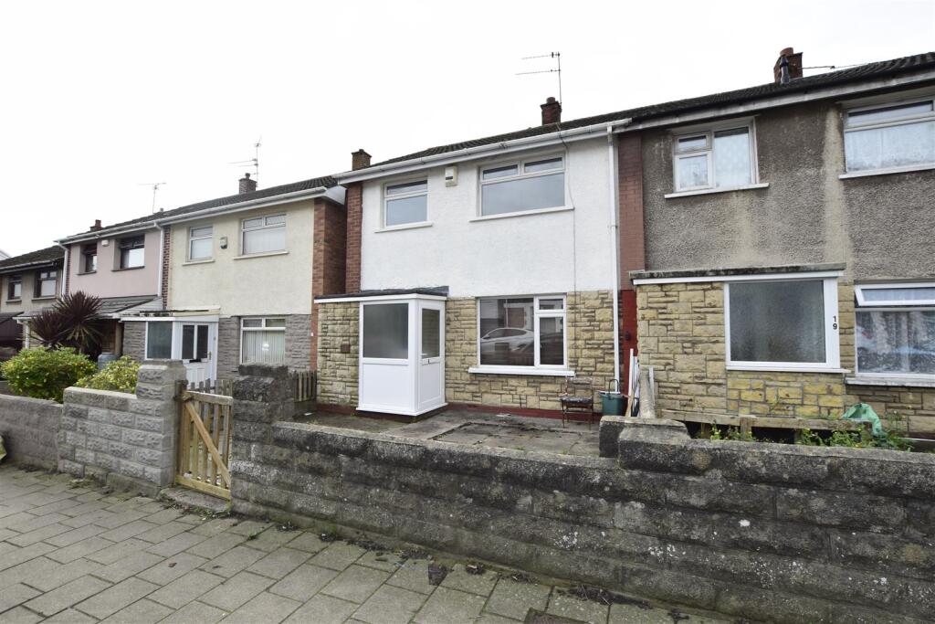 3 bed Mid Terraced House for rent in Barry. From Nina Estate Agents - Barry