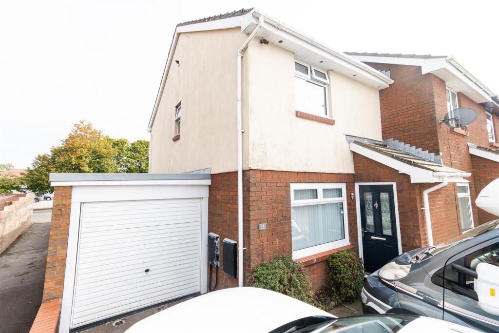 3 bed End of Terrace for rent in Porthceri. From Nina Estate Agents - Barry 3 bed End of Terrace for rent in Porthceri. From Nina Estate Agents - Barry