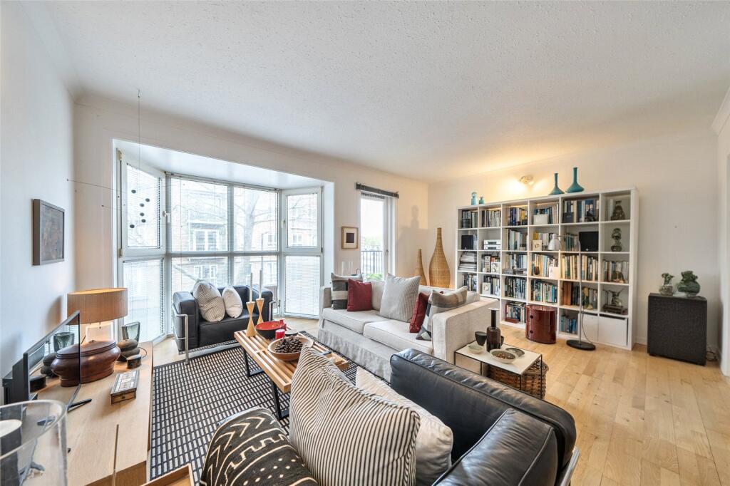 3 bed Detached for rent in Deptford. From Urban Patchwork - London