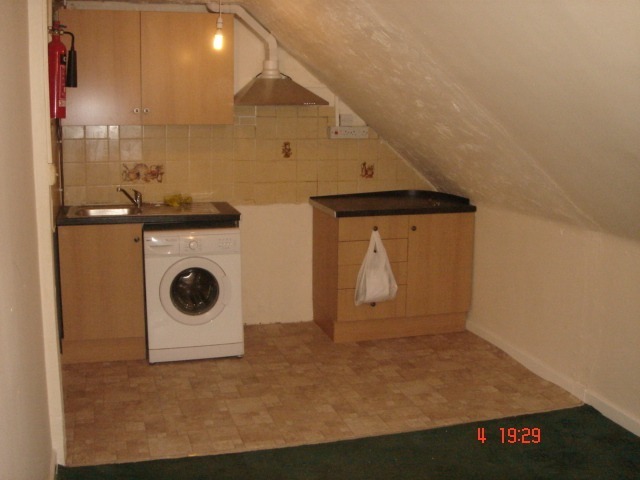 1 bed flat for rent in Camberley. From Bunk