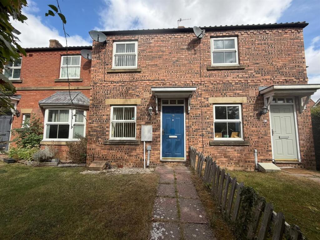 2 bed Mid Terraced House for rent in Brompton-on-Swale. From Norman F. Brown - Bedale 2 bed Mid Terraced House for rent in Brompton-on-Swale. From Norman F. Brown - Bedale