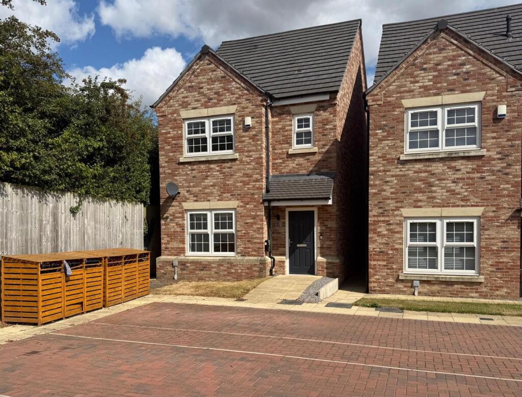 3 bed Detached for rent in Thirsk. From Norman F. Brown - Bedale 3 bed Detached for rent in Thirsk. From Norman F. Brown - Bedale