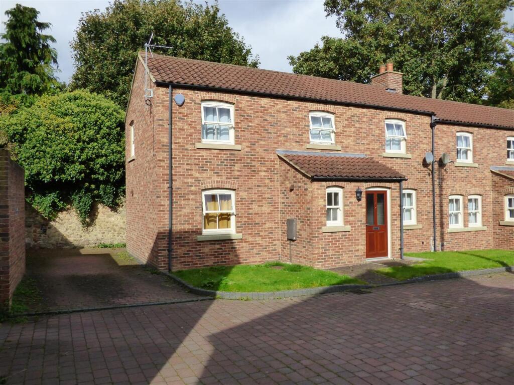 3 bed Semi Detached for rent in Bedale. From Norman F. Brown - Bedale 3 bed Semi Detached for rent in Bedale. From Norman F. Brown - Bedale