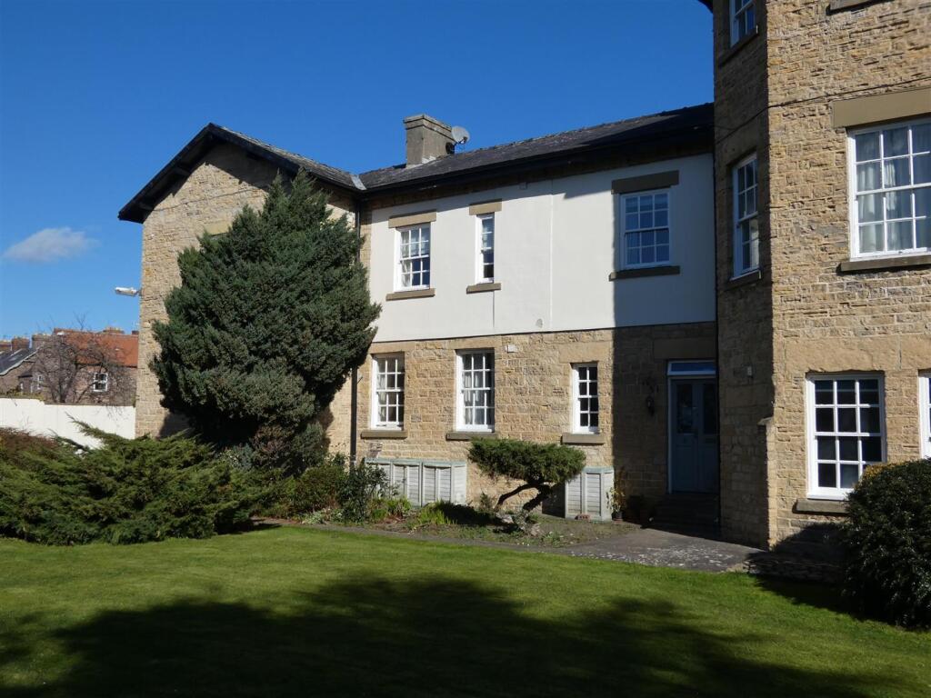 2 bed Apartment for rent in Bedale. From Norman F. Brown - Bedale 2 bed Apartment for rent in Bedale. From Norman F. Brown - Bedale