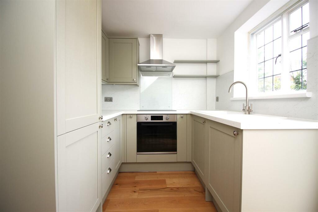 2 bed Mid Terraced House for rent in Harbledown. From Regal Estates - Canterbury