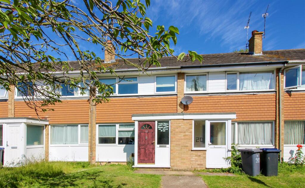 3 bed Detached House for rent in Rough Common. From Regal Estates - Canterbury