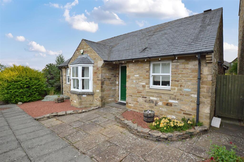 2 bed Detached bungalow for rent in Richmond. From Norman F. Brown - Richmond 2 bed Detached bungalow for rent in Richmond. From Norman F. Brown - Richmond