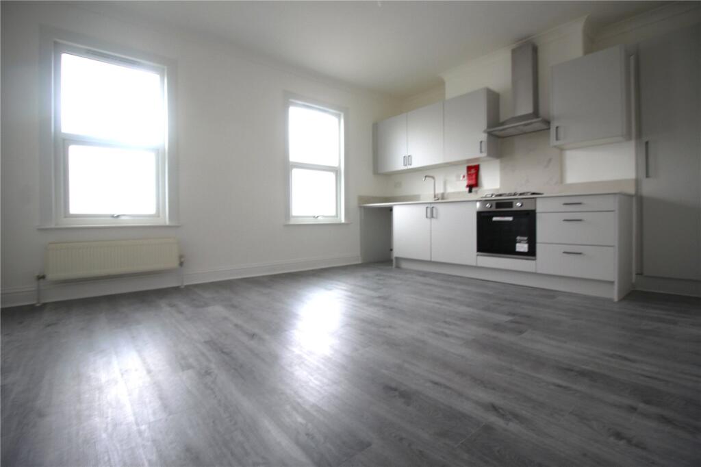 2 bed Apartment for rent in Northfleet. From Balgores - Gravesend