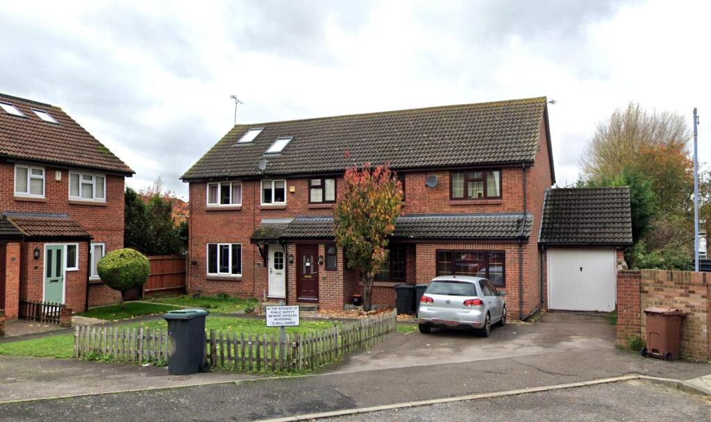 4 bed Semi Detached for rent in Northfleet. From Balgores - Gravesend 4 bed Semi Detached for rent in Northfleet. From Balgores - Gravesend