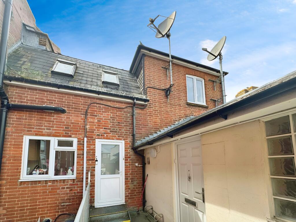 1 bed 1st Floor Flat for rent in Basingstoke. From Northwood - Basingstoke 1 bed 1st Floor Flat for rent in Basingstoke. From Northwood - Basingstoke