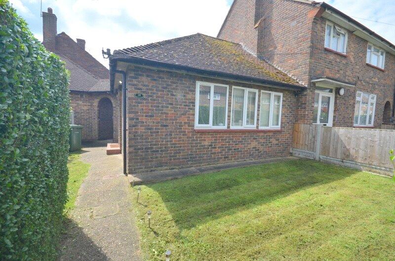 1 bed Bungalow for rent in Great Warley. From Balgores - Romford Lettings