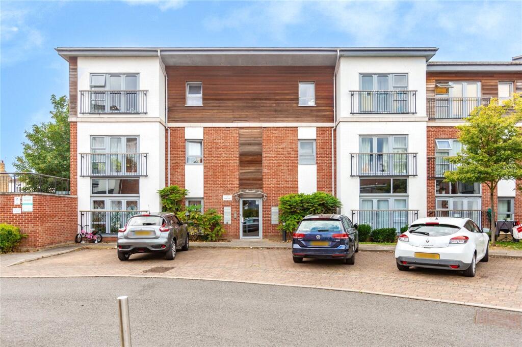 2 bed Apartment for rent in Romford. From Balgores Letting Ltd 2 bed Apartment for rent in Romford. From Balgores Letting Ltd