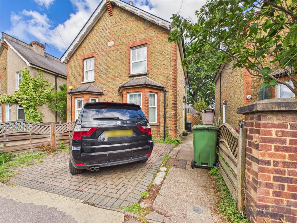 3 bed Semi Detached for rent in Surbiton. From Winkworth - Surbiton 3 bed Semi Detached for rent in Surbiton. From Winkworth - Surbiton