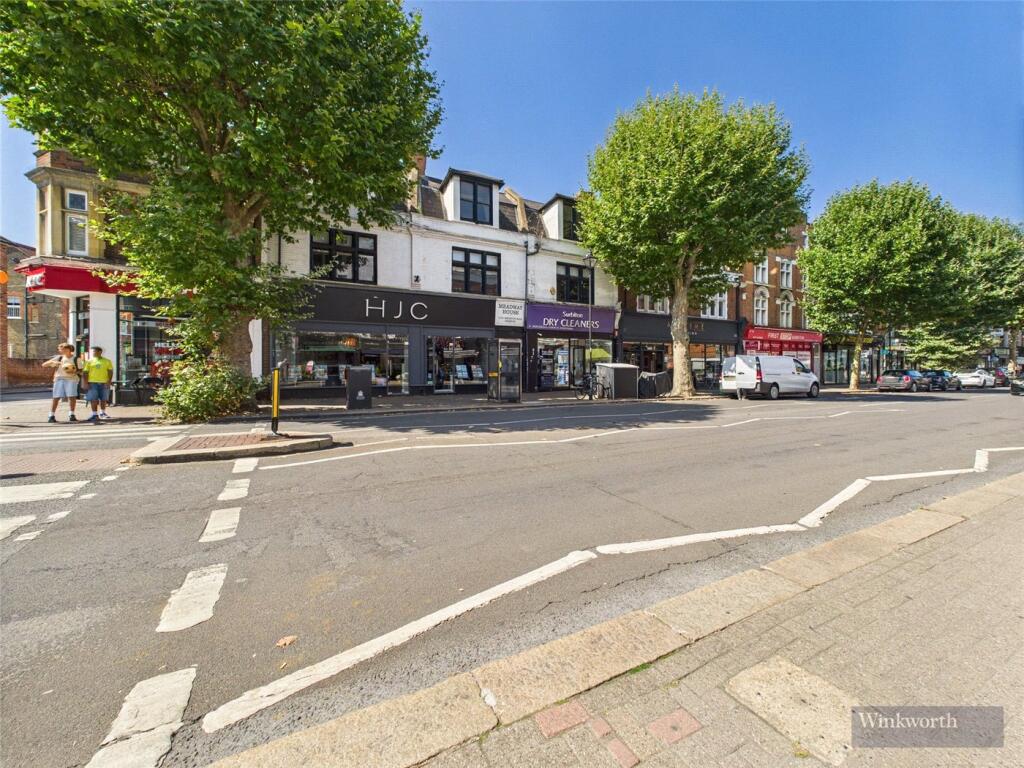 2 bed Apartment for rent in Surbiton. From Winkworth - Surbiton