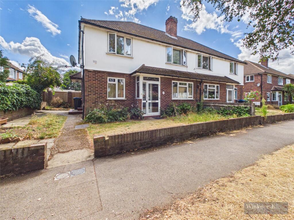 2 bed House (unspecified) for rent in Long Ditton. From Winkworth - Surbiton