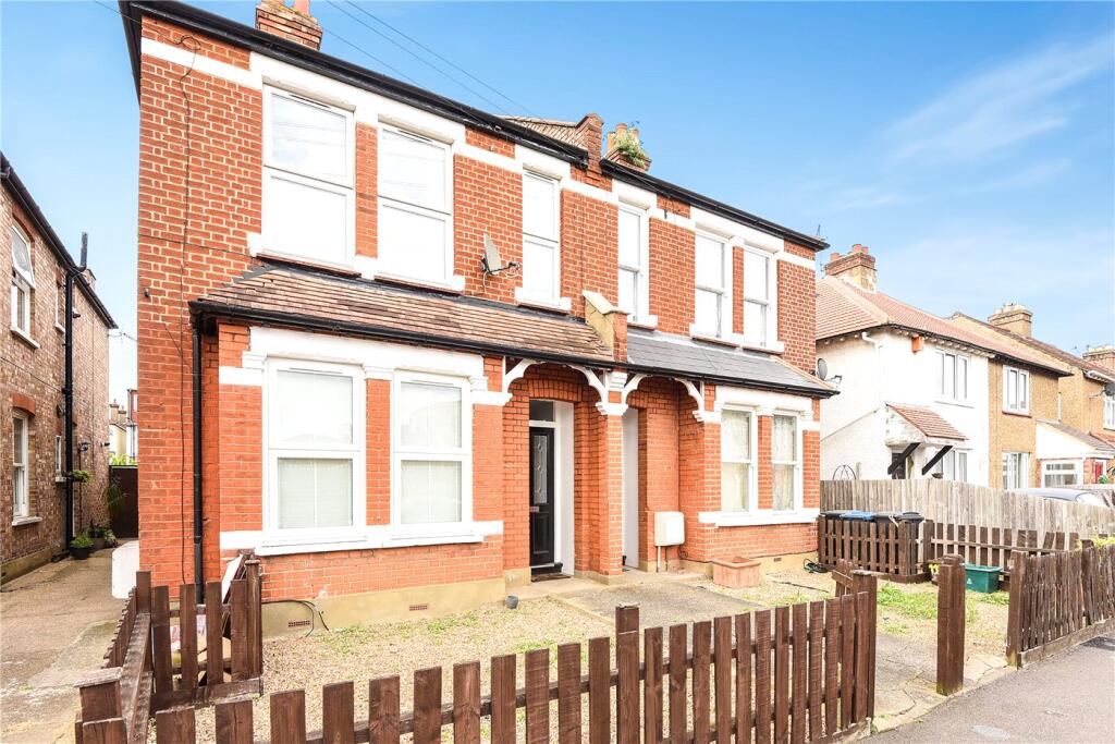 2 bed Apartment for rent in Surbiton. From Winkworth - Surbiton