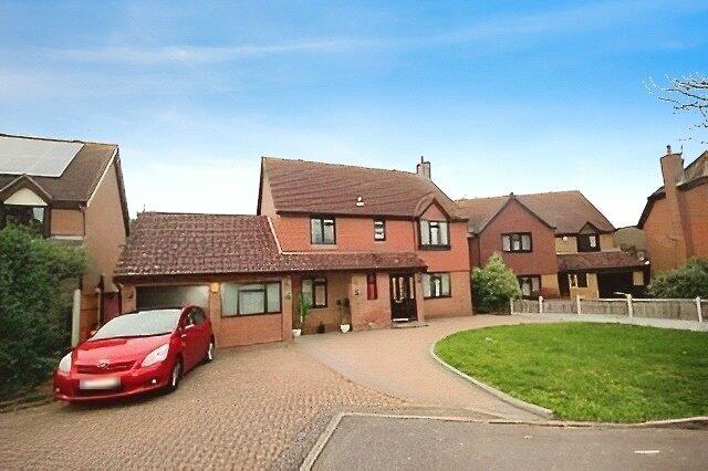 4 bed Detached House for rent in Basildon. From Balgores Basildon Ltd - Lettings