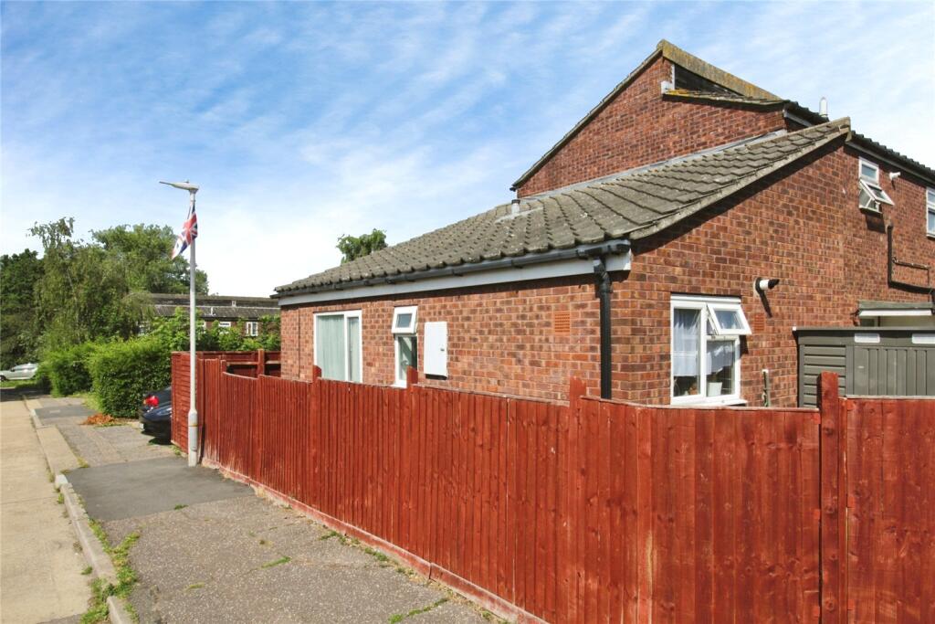 1 bed Bungalow for rent in Noak Hill. From Balgores Basildon Ltd - Lettings