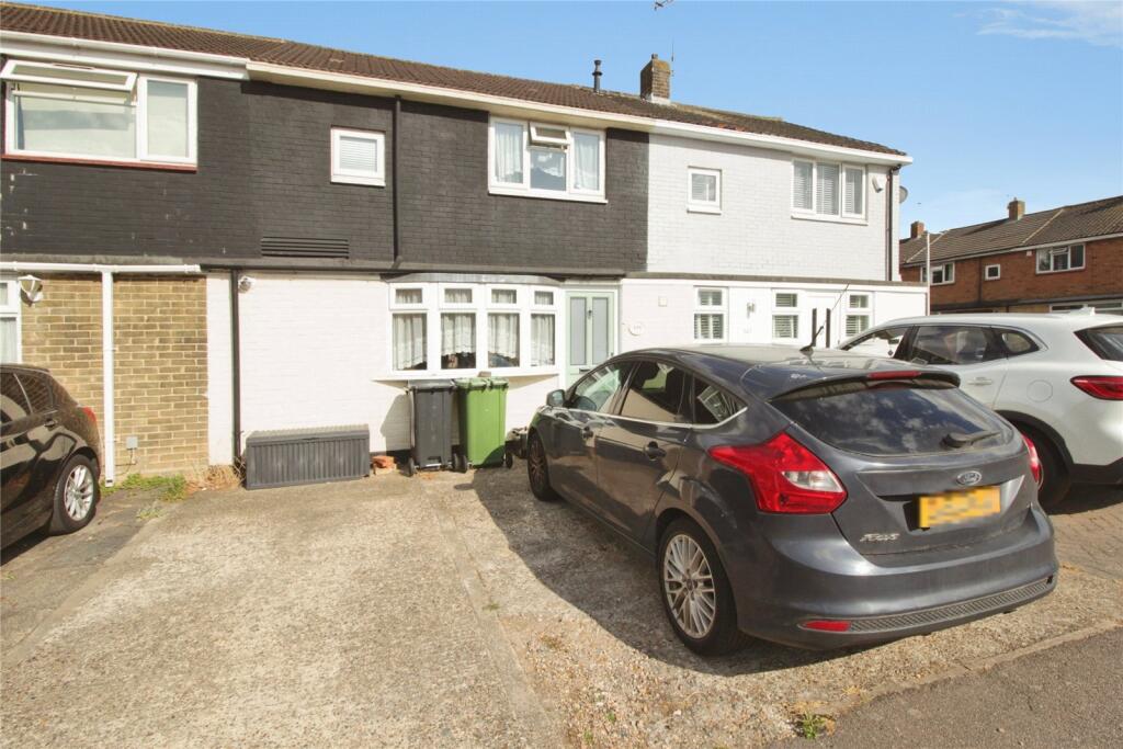 2 bed Mid Terraced House for rent in Basildon. From Balgores Basildon Ltd - Lettings 2 bed Mid Terraced House for rent in Basildon. From Balgores Basildon Ltd - Lettings