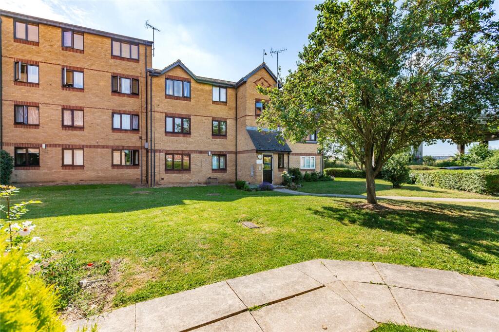 1 bed Apartment for rent in Basildon. From Balgores Basildon Ltd - Lettings