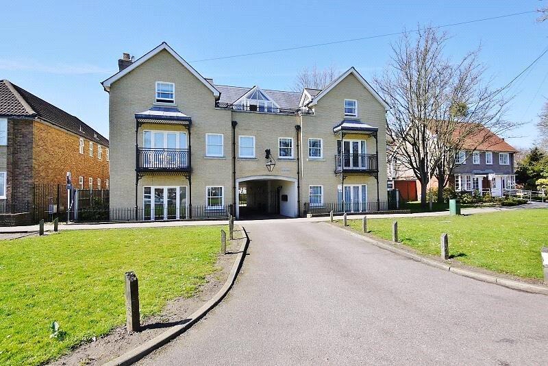 2 bed Apartment for rent in South Weald. From Balgores Hayes - Brentwood Lettings