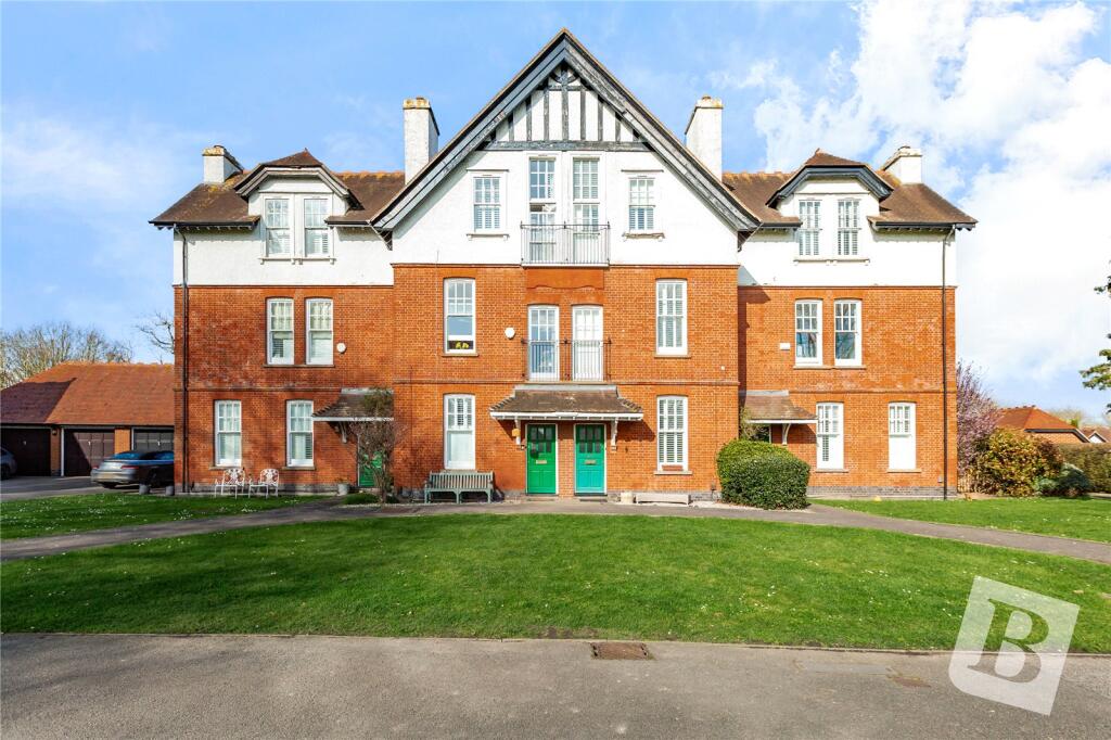 3 bed Mid Terraced House for rent in Shelley. From Balgores Hayes - Brentwood Lettings