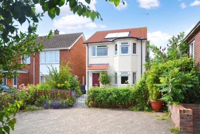 3 bed Detached for rent in Writtle. From Balgores Essex Ltd. - Chelmsford Lettings