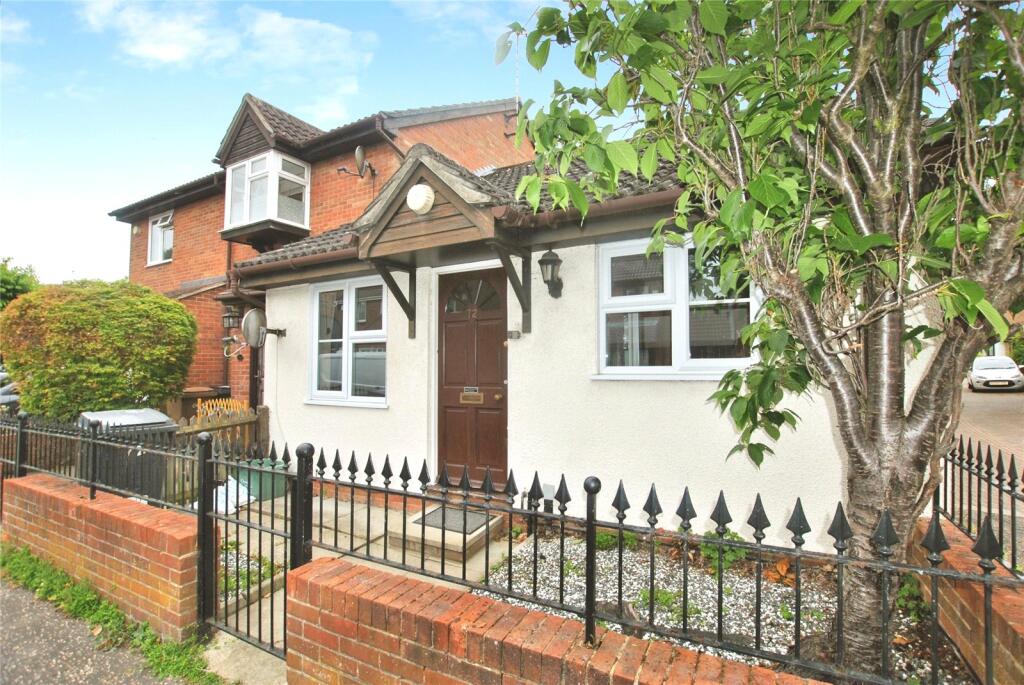 2 bed Bungalow for rent in Sandon. From Balgores Essex Ltd. - Chelmsford Lettings