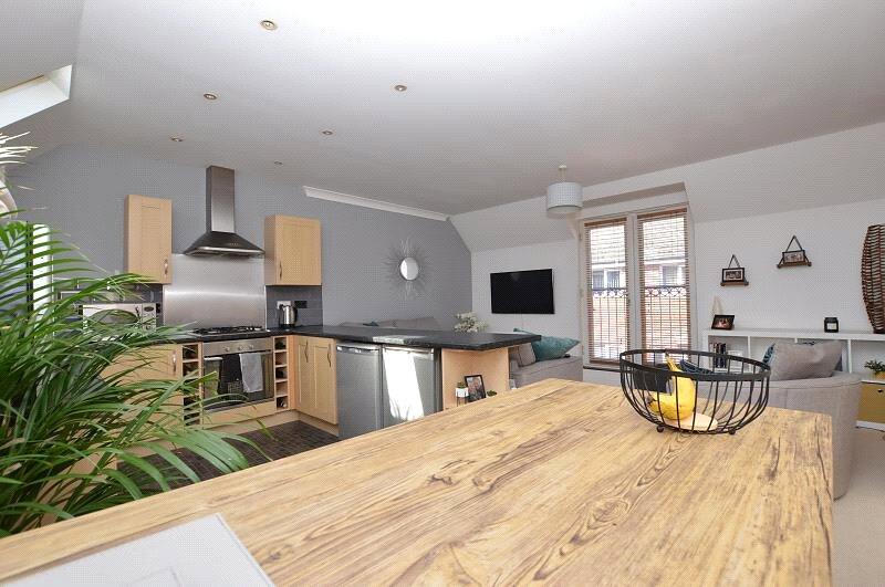 2 bed Apartment for rent in Sandon. From Balgores Essex Ltd. - Chelmsford Lettings 2 bed Apartment for rent in Sandon. From Balgores Essex Ltd. - Chelmsford Lettings