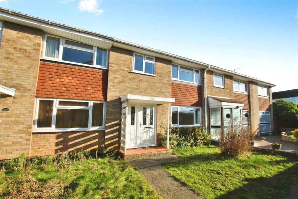 3 bed Mid Terraced House for rent in Chelmsford. From Balgores Essex Ltd. - Chelmsford Lettings
