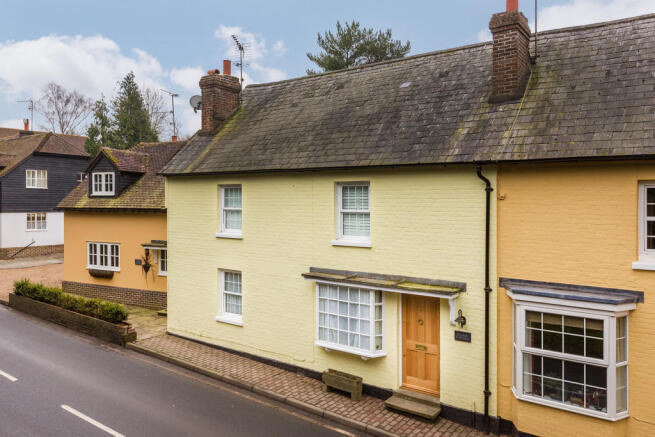 3 bed Detached for rent in Balcombe. From Northwood - Crawley