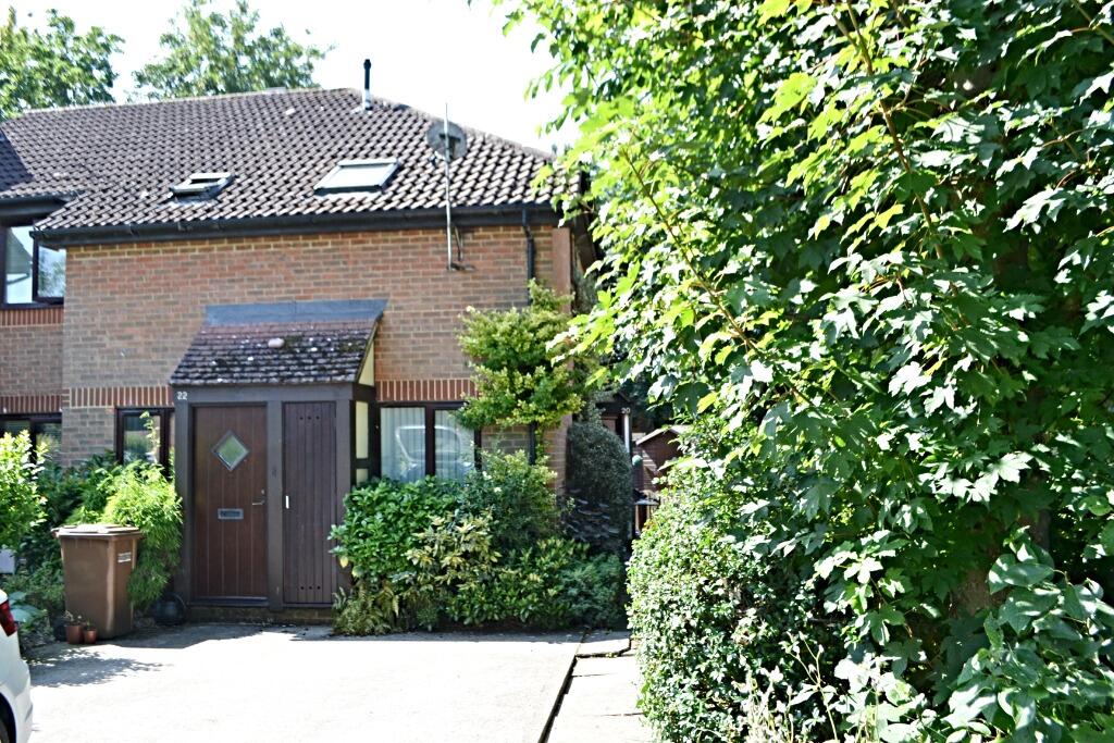 1 bed End of Terrace for rent in Horley. From Northwood - Crawley 1 bed End of Terrace for rent in Horley. From Northwood - Crawley