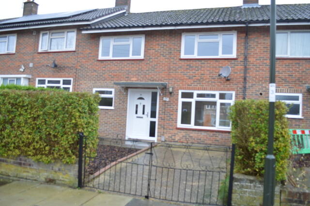 4 bed Mid Terraced House for rent in Crawley. From Northwood - Crawley