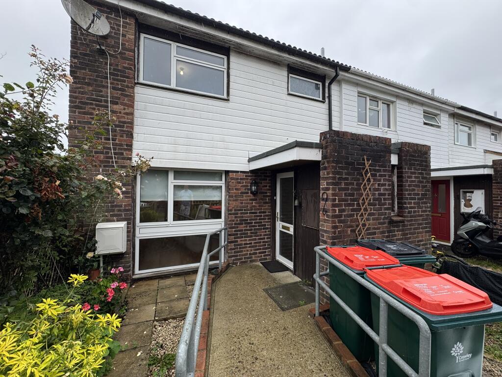 3 bed End of Terrace for rent in Ifieldwood. From Northwood - Crawley 3 bed End of Terrace for rent in Ifieldwood. From Northwood - Crawley