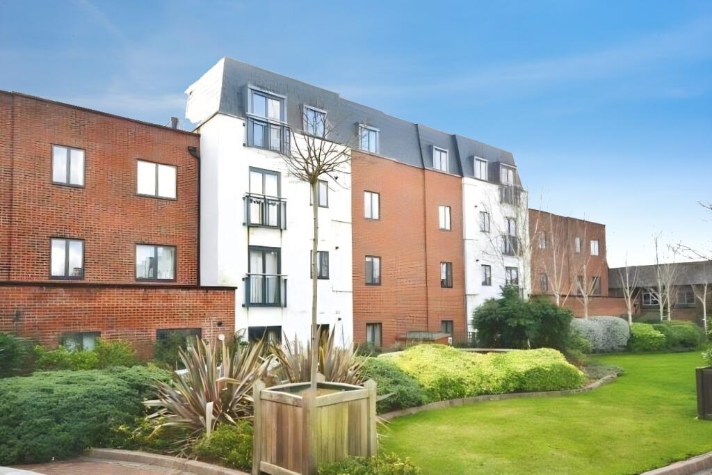 1 bed Apartment for rent in Horsham. From Northwood - Crawley