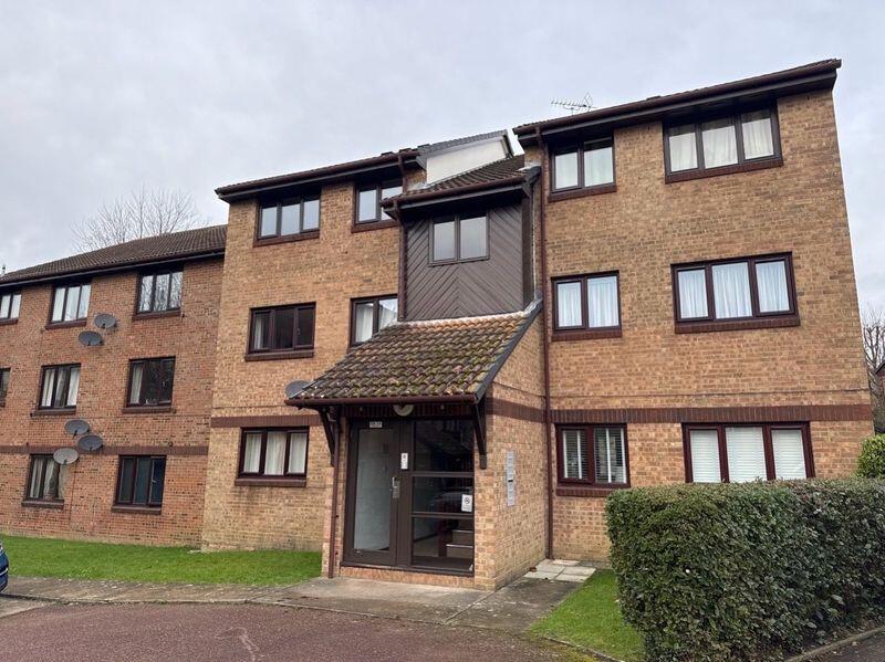 2 bed 1st Floor Flat for rent in Mannings Heath. From Northwood - Crawley 2 bed 1st Floor Flat for rent in Mannings Heath. From Northwood - Crawley