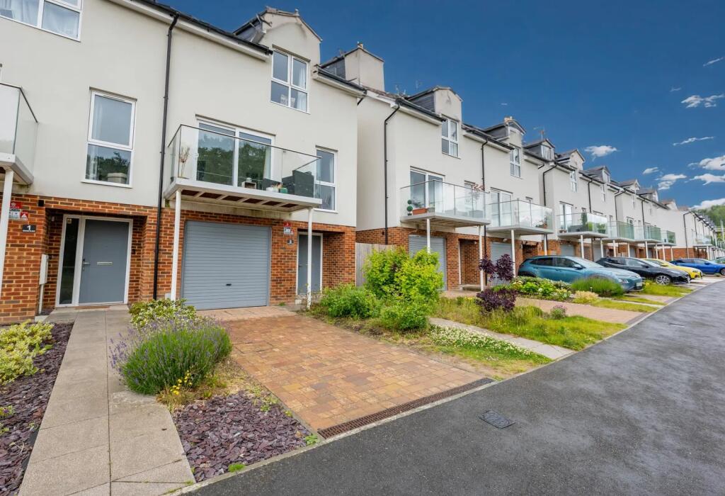 4 bed Semi Detached for rent in Tunbridge Wells. From Belvoir - Tunbridge Wells 4 bed Semi Detached for rent in Tunbridge Wells. From Belvoir - Tunbridge Wells