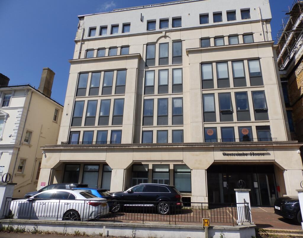 2 bed 1st Floor Flat for rent in . From Belvoir - Tunbridge Wells