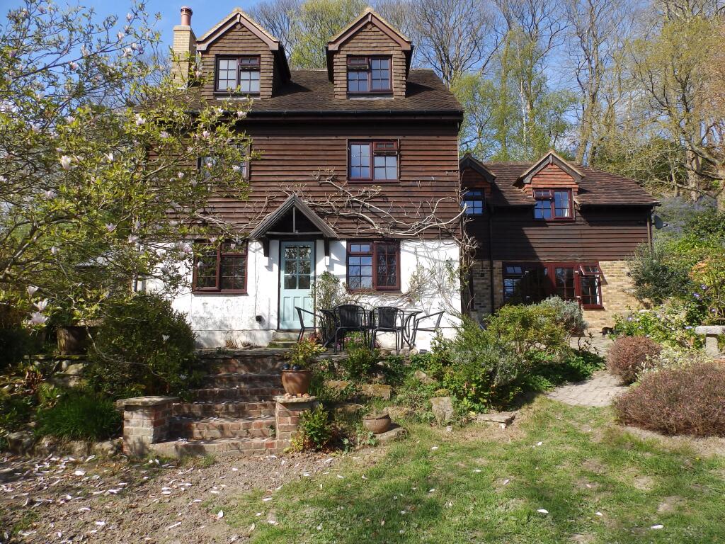 5 bed Detached for rent in Wellbrook. From Belvoir - Tunbridge Wells