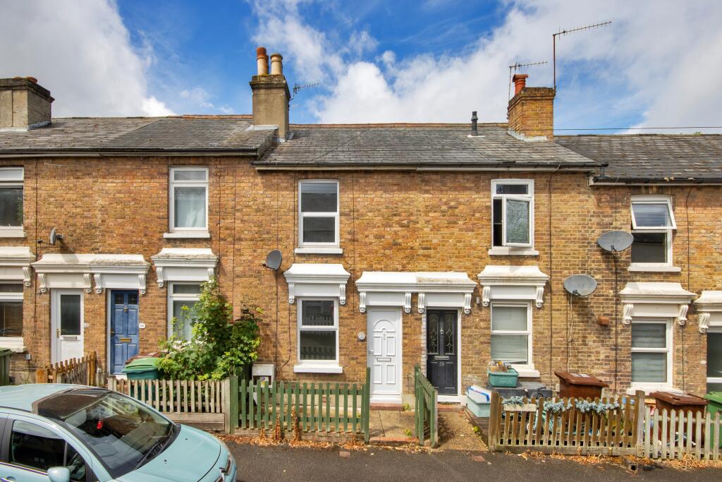 2 bed Mid Terraced House for rent in Tunbridge Wells. From Belvoir - Tunbridge Wells 2 bed Mid Terraced House for rent in Tunbridge Wells. From Belvoir - Tunbridge Wells