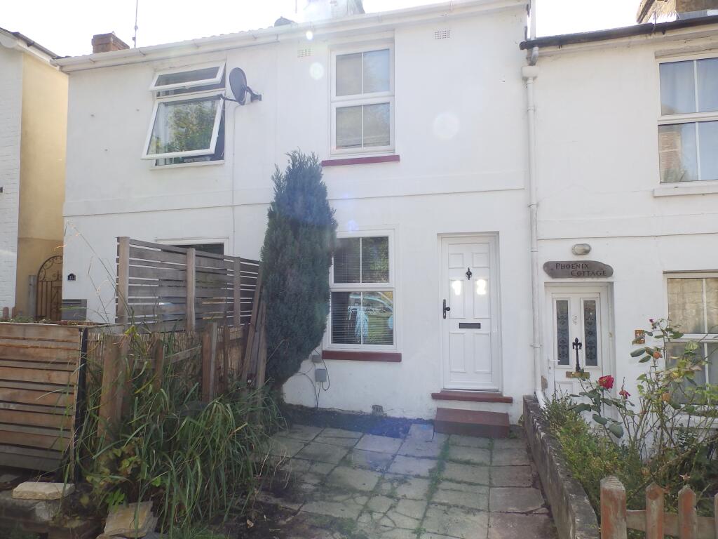 2 bed Mid Terraced House for rent in Rusthall. From Belvoir - Tunbridge Wells 2 bed Mid Terraced House for rent in Rusthall. From Belvoir - Tunbridge Wells