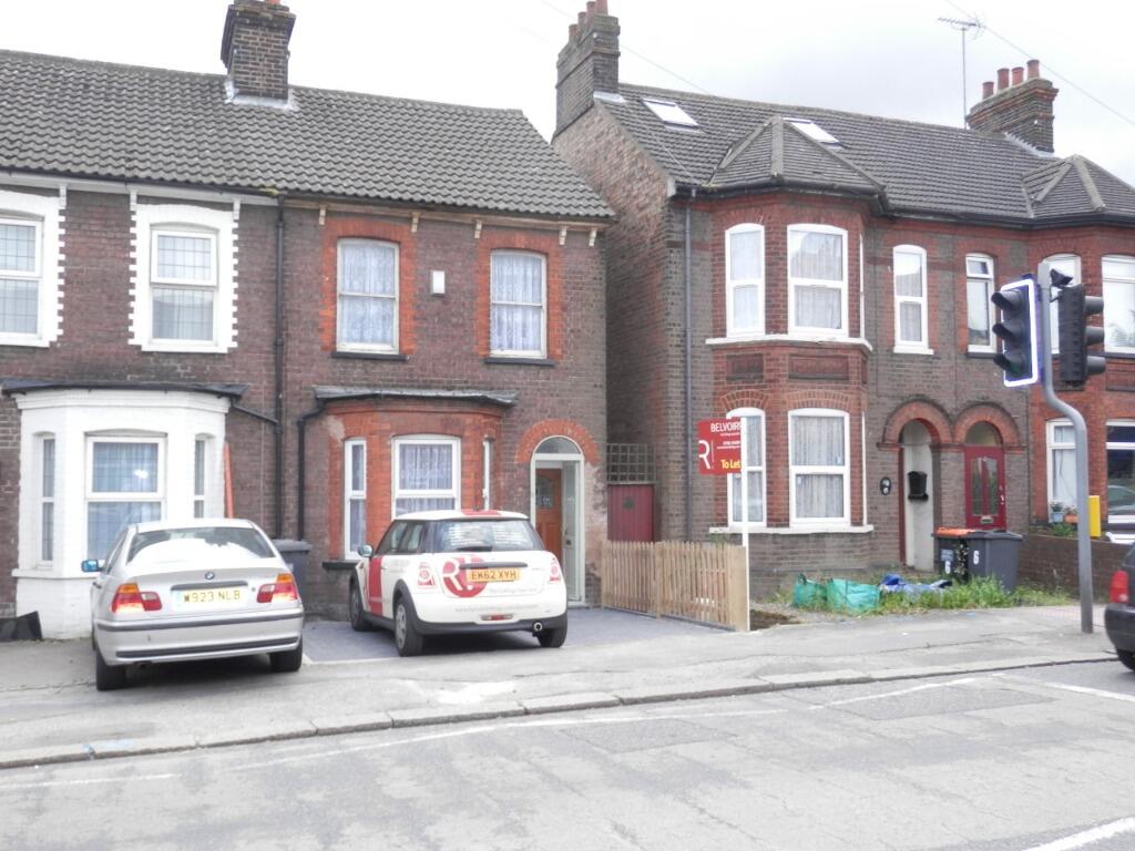 3 bed Mid Terraced House for rent in Dunstable. From Belvoir - Dunstable