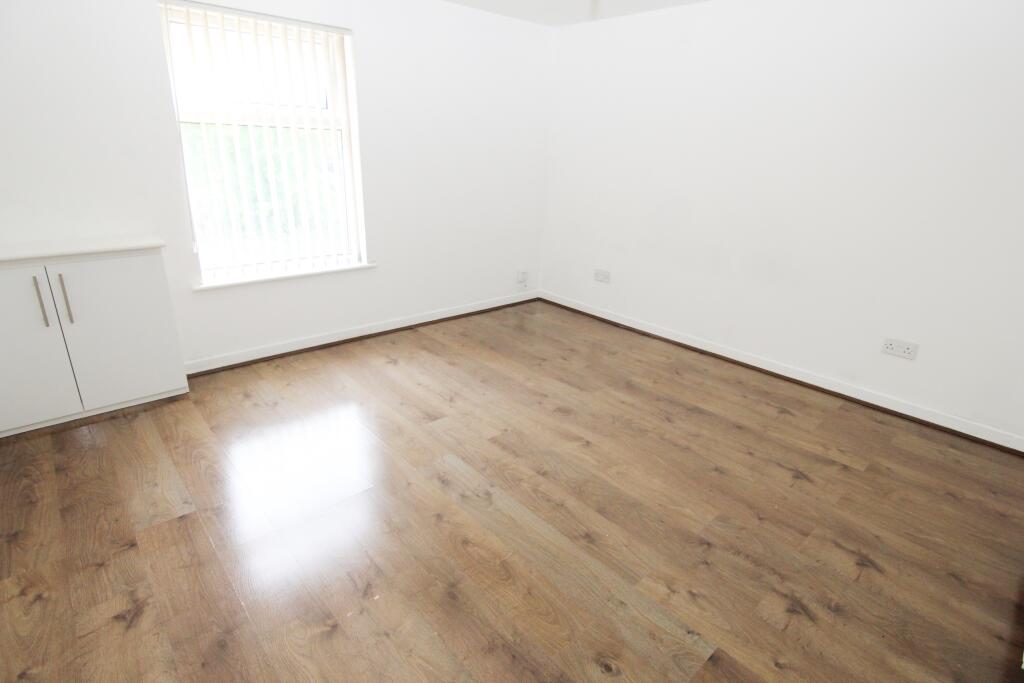 1 bed 1st Floor Flat for rent in Dukinfield. From Saltsman & co - Droylsden 1 bed 1st Floor Flat for rent in Dukinfield. From Saltsman & co - Droylsden