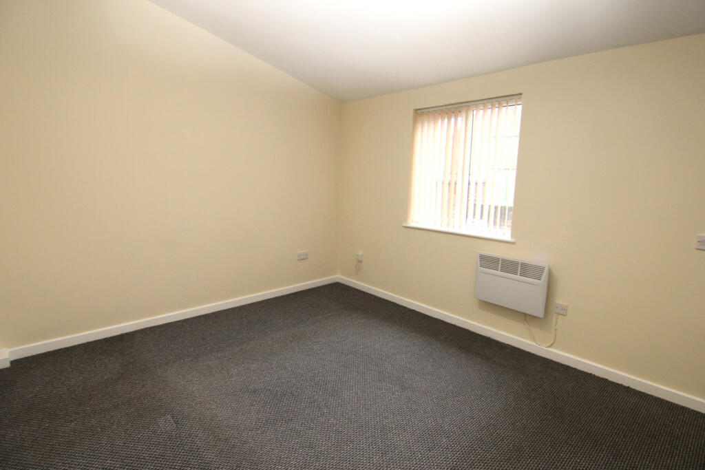 2 bed 1st Floor Flat for rent in Droylsden. From Saltsman & co - Droylsden