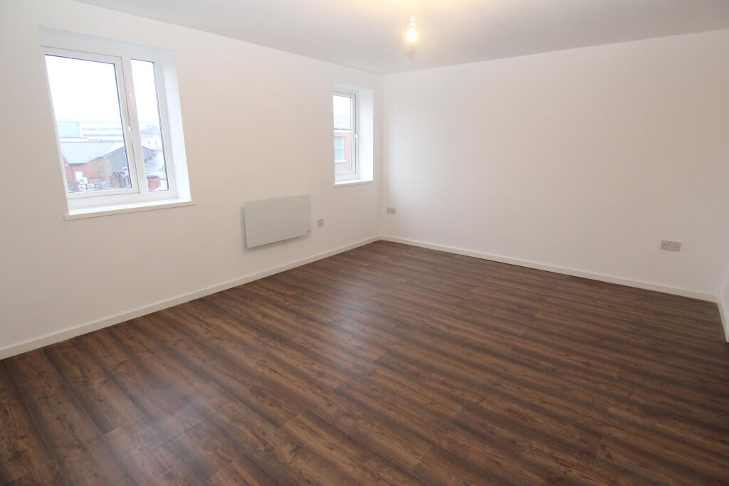 1 bed 1st Floor Flat for rent in Ashton-under-Lyne. From Saltsman & Co Estate Agents Oldham 1 bed 1st Floor Flat for rent in Ashton-under-Lyne. From Saltsman & Co Estate Agents Oldham