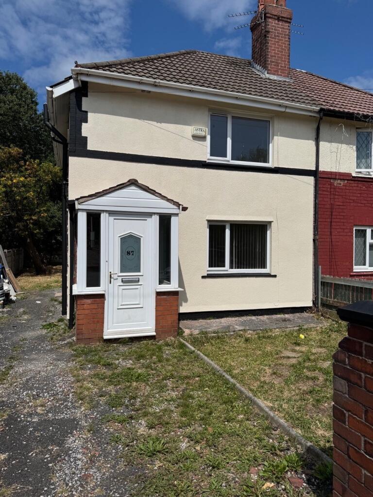 3 bed Semi Detached for rent in Dukinfield. From Saltsman & Co Estate Agents Oldham 3 bed Semi Detached for rent in Dukinfield. From Saltsman & Co Estate Agents Oldham