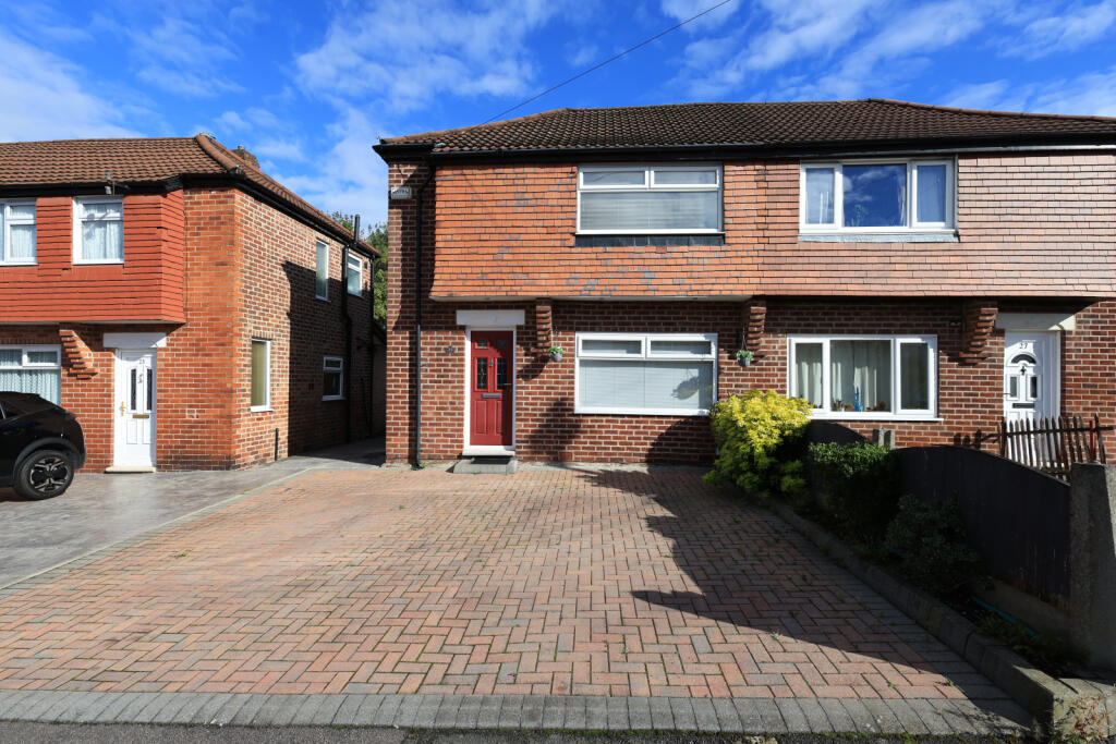 2 bed Semi Detached for rent in Droylsden. From Saltsman & Co Estate Agents Oldham