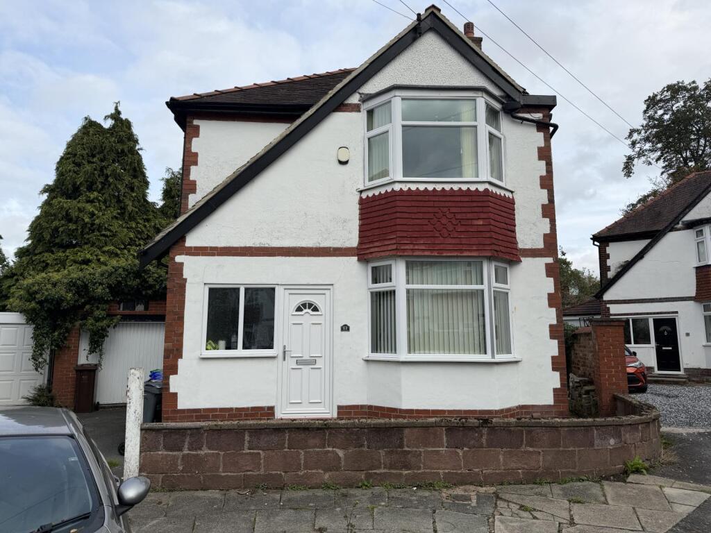 3 bed Detached for rent in Gatley. From Saltsman & Co Estate Agents Oldham 3 bed Detached for rent in Gatley. From Saltsman & Co Estate Agents Oldham